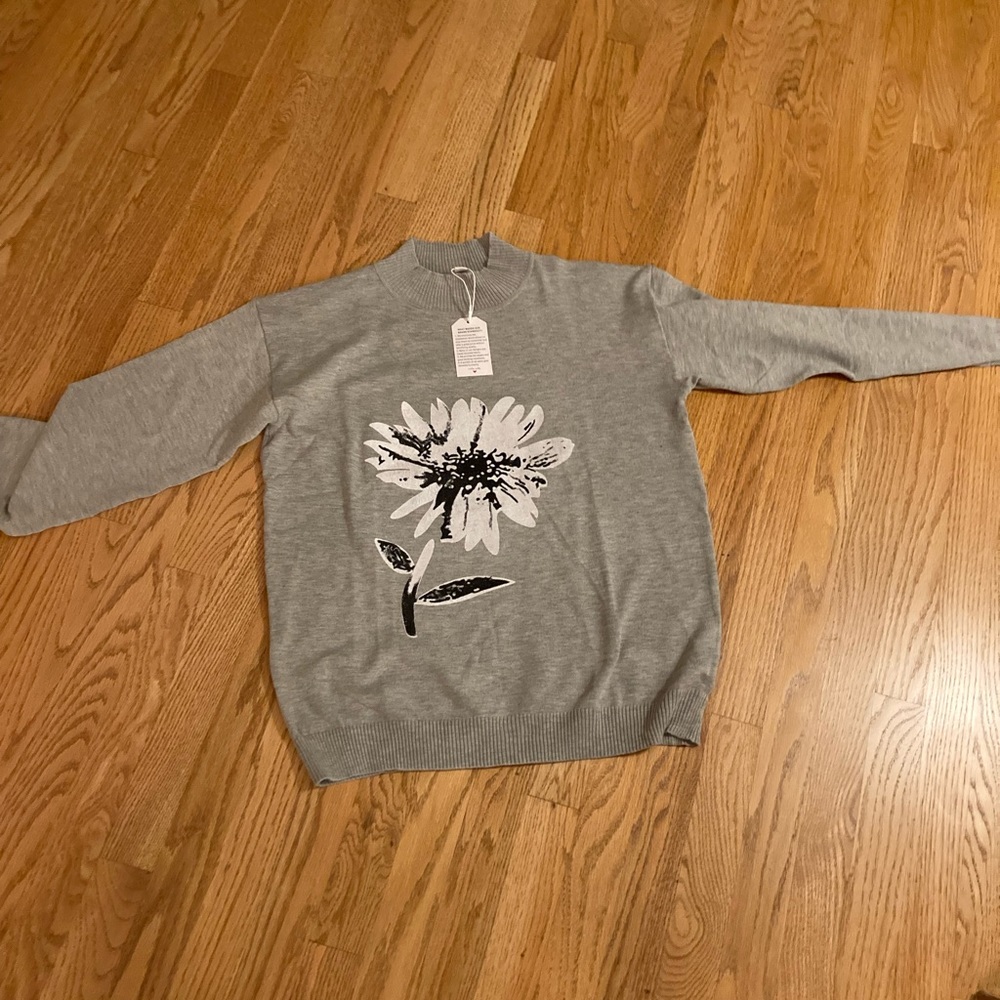 New! Soft thin sweater